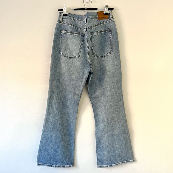 Aritzia Denim Forum Twiggy High Rise Flare - Picture 9 of 9